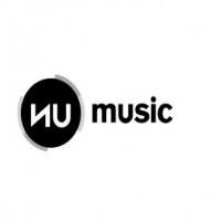 ?U MUSIC Y LOGOTIPO