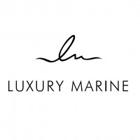 LUXURY MARINE + LOGOTIPO