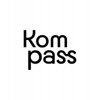 KOMPASS MÁS LOGOTIPO