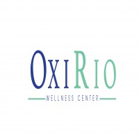 OXIRIO WELLNESS CENTER MÁS LOGOTIPO