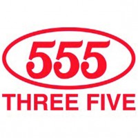555 THREE FIVE MÁS LOGOTIPO