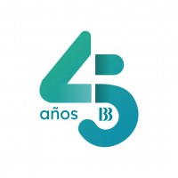45 años BB MÁS LOGOTIPO