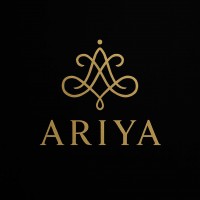 ARIYA MÁS LOGOTIPO